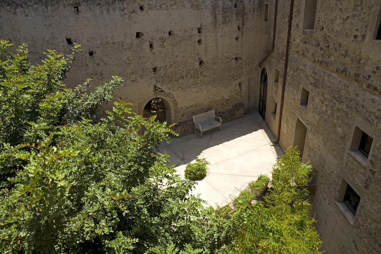 Albergo Il Monastero Ísquia Exterior foto